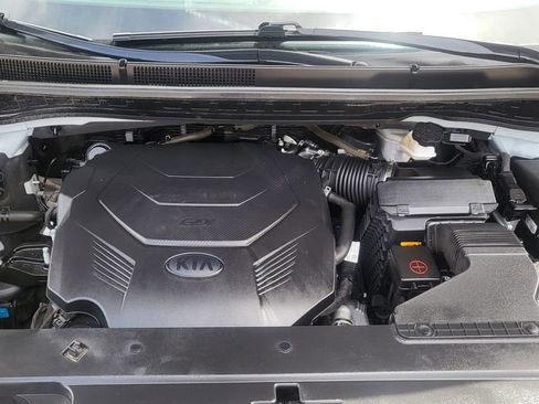 Used 2019 Kia Sedona LX FWD image 38