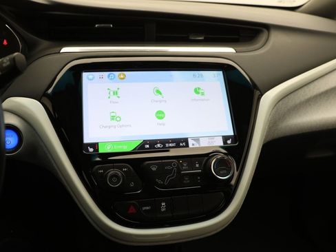 Used 2021 Chevrolet Bolt Premier w/ Infotainment Package image 22