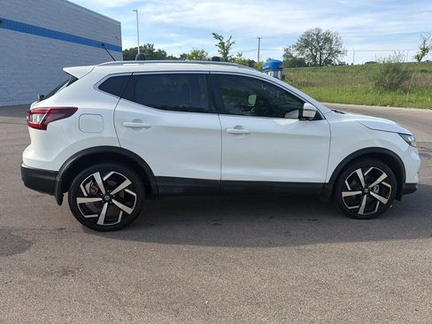 Used 2021 Nissan Rogue Sport SL AWD/4WD image 6