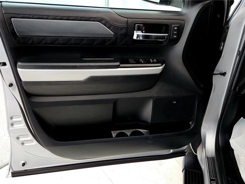 Used 2020 Toyota Tundra Platinum image 21