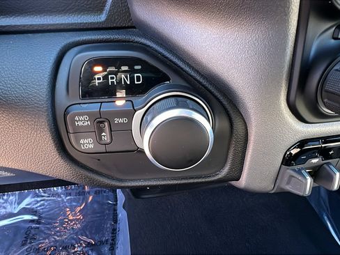 Used 2024 RAM 2500 Big Horn w/ Bed Utility Group image 31