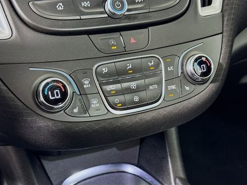 Used 2023 Chevrolet Malibu LT image 17