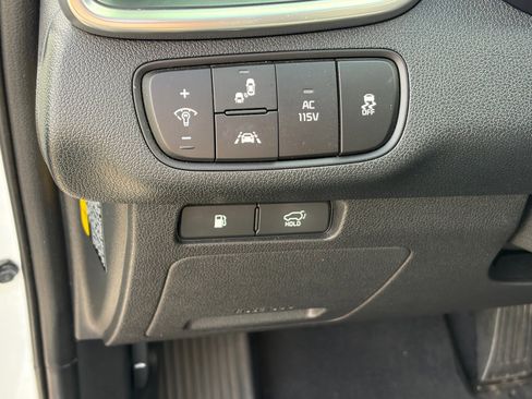 Used 2017 Kia Sorento SX AWD/4WD image 10