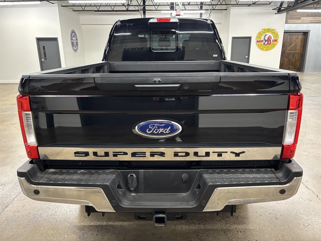 Used 2017 Ford F250 Lariat w/ Chrome Package AWD/4WD image 13