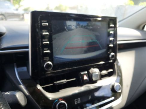 Used 2020 Toyota Corolla LE FWD image 28