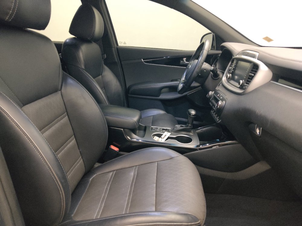 Used 2019 Kia Sorento SX FWD image 21