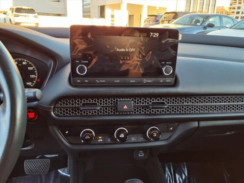 Used 2023 Honda HR-V Sport image 18