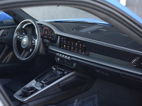 Certified 2025 Porsche 911 Carrera S image 27