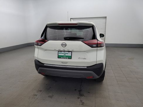 Used 2023 Nissan Rogue SV image 7
