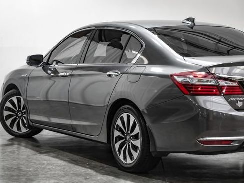 Used 2017 Honda Accord EX-L image 17