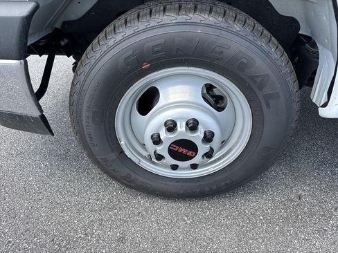 New 2025 GMC Savana 3500 w/ Power Convenience Package image 13