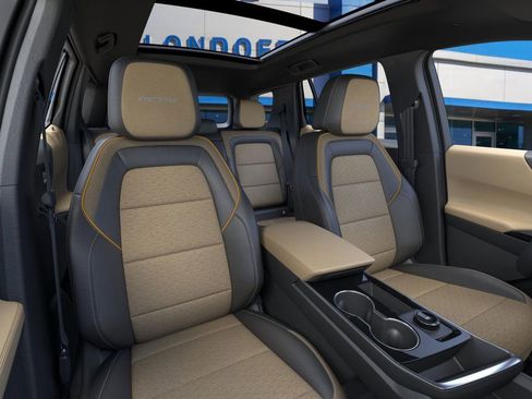 New 2026 Chevrolet Equinox ACTIV w/ Convenience Package III image 16