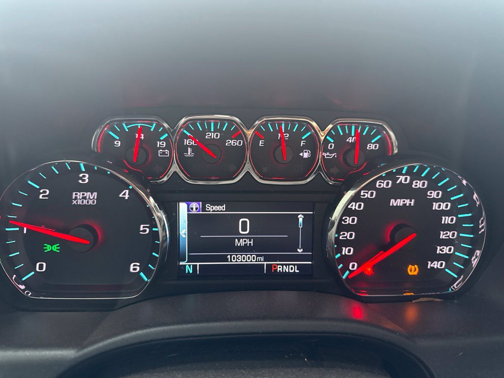 Used 2018 Chevrolet Silverado 1500 LT w/ All Star Edition AWD/4WD image 6