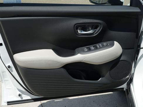 New 2027 Honda HR-V LX image 13