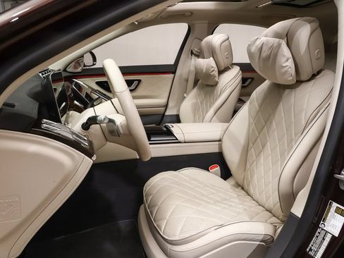 Certified 2023 Mercedes-Benz S 580 4MATIC Sedan image 9