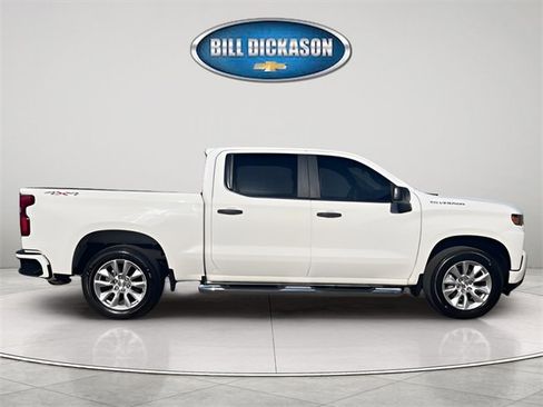Used 2020 Chevrolet Silverado 1500 Custom w/ Custom Value Package image 8