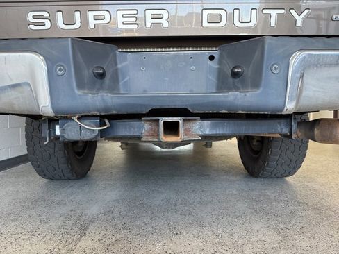 Used 2016 Ford F250 XLT w/ XLT Value Package image 6