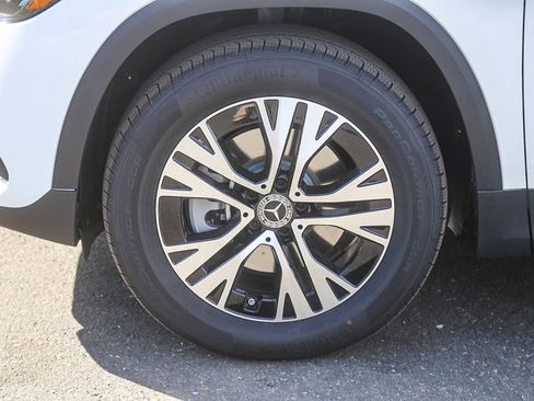 New 2026 Mercedes-Benz GLA 250 image 9