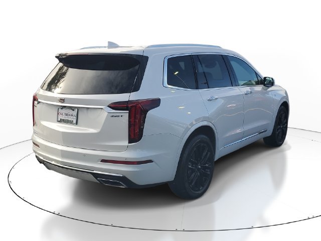 Used 2025 Cadillac XT6 Luxury w/ LPO, Floor Liner Package AWD/4WD image 4