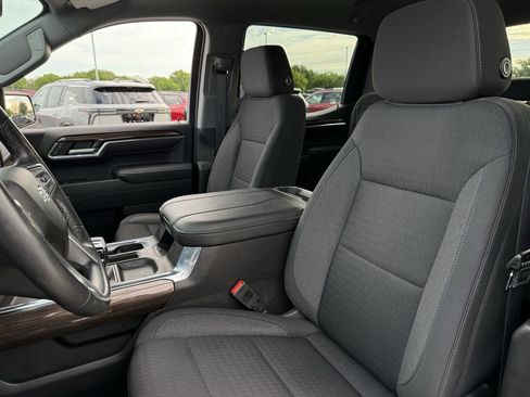 Certified 2023 Chevrolet Silverado 1500 RST image 19