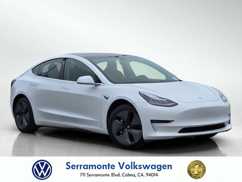 Used 2020 Tesla Model 3 Standard Range Plus RWD image 1