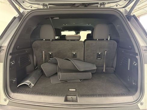 Certified 2025 Chevrolet Traverse LT image 15