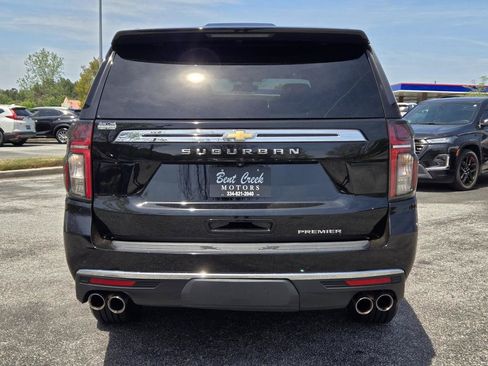 Used 2021 Chevrolet Suburban Premier AWD/4WD image 8
