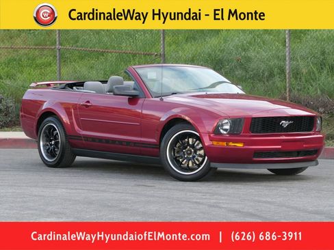 Used 2006 Ford Mustang Premium image 1