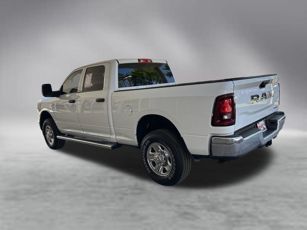 Used 2025 RAM 3500 Tradesman w/ Chrome Appearance Group AWD/4WD image 4