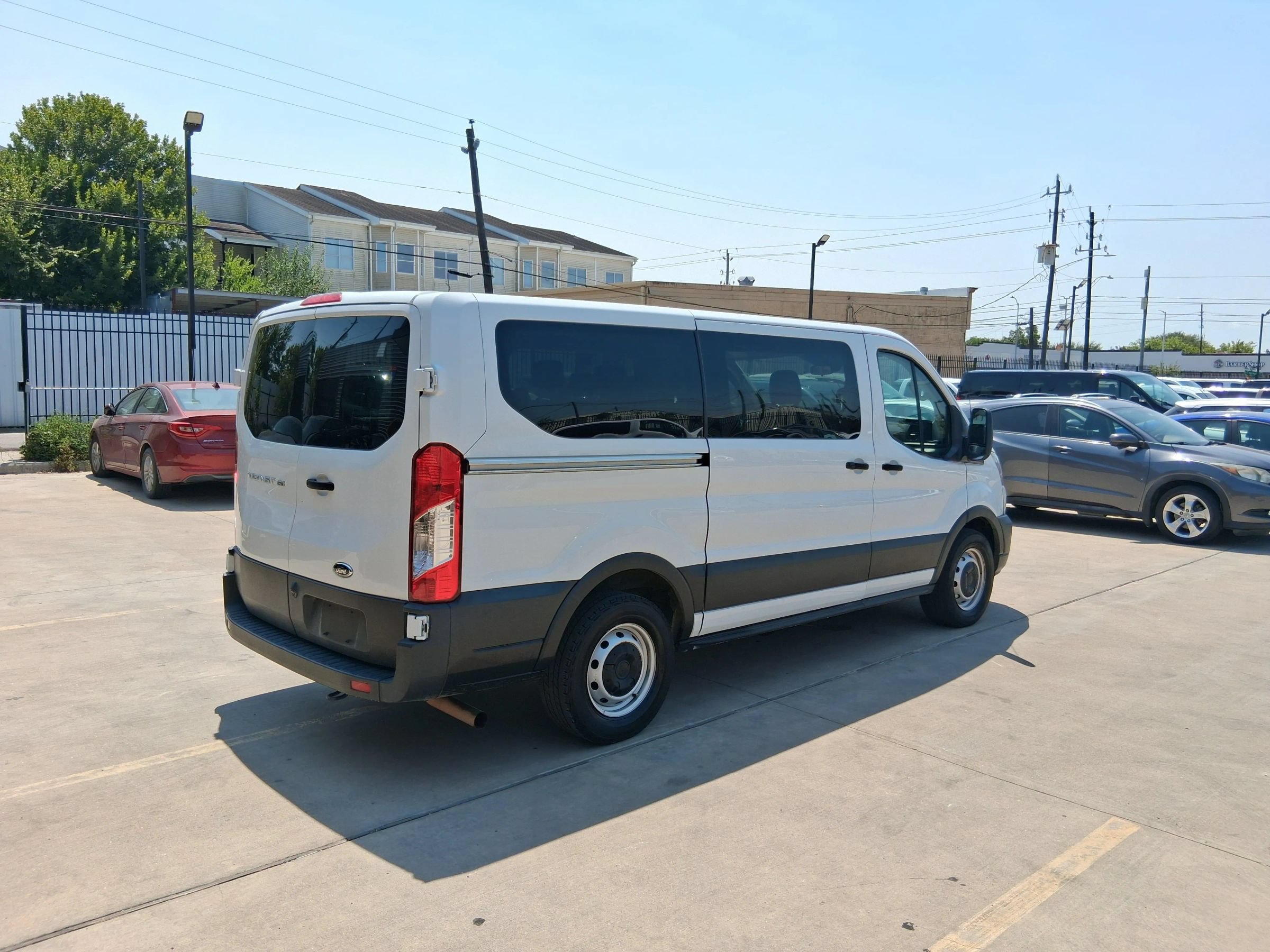 Used 2020 Ford Transit 150 XL RWD image 9