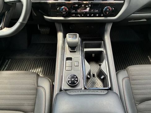 Certified 2025 Nissan Pathfinder Rock Creek AWD/4WD image 17