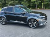 Used 2022 Hyundai Kona Limited image 3