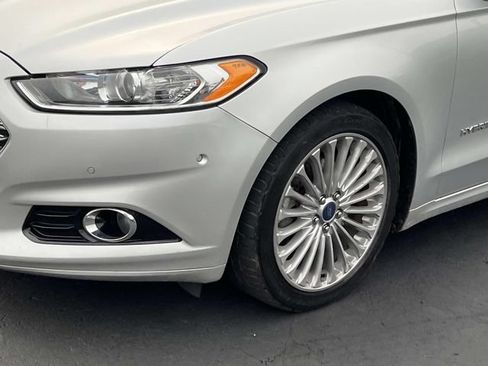 Used 2014 Ford Fusion Titanium FWD image 9