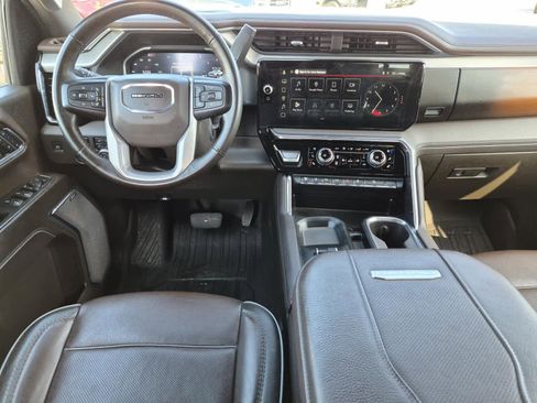 Certified 2024 GMC Sierra 2500 Denali w/ Denali Reserve Package image 15