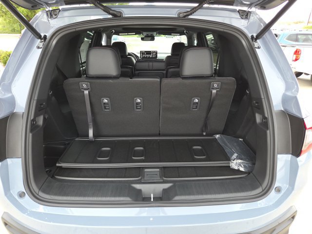 New 2026 Honda Pilot Black Edition image 9