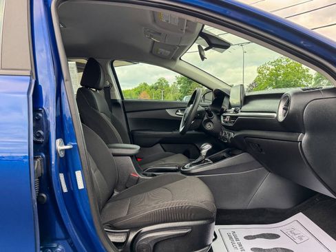 Used 2020 Kia Forte LXS FWD image 11