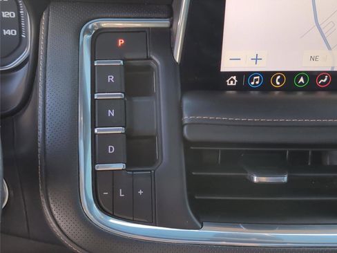 Used 2021 GMC Yukon AT4 w/ AT4 Premium Plus Package image 24