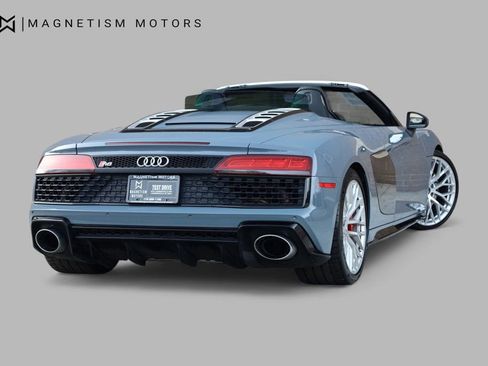 Used 2020 Audi R8 V10 w/ Carbon Exterior Package image 13