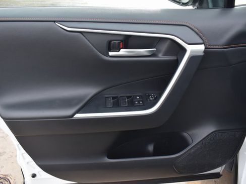 Used 2024 Toyota RAV4 Adventure image 11