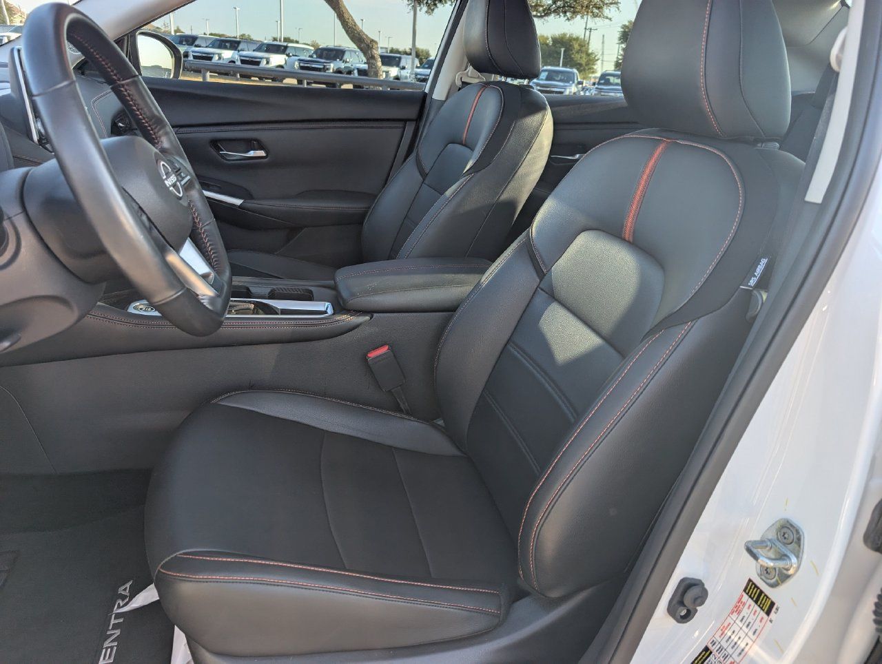 Used 2025 Nissan Sentra SR w/ SR Premium Package FWD image 27