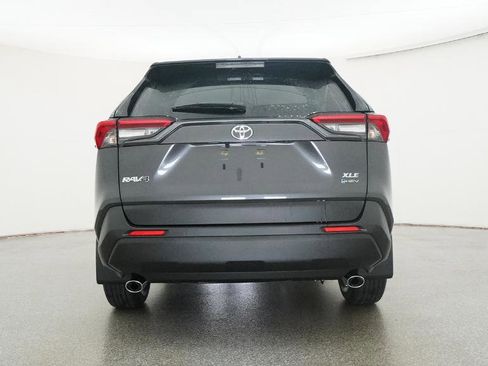 New 2025 Toyota RAV4 XLE image 17
