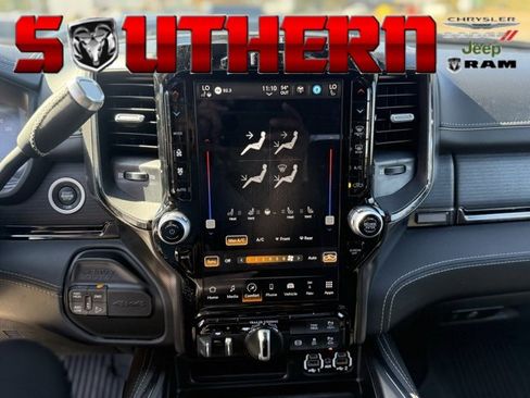 Used 2024 RAM 2500 Limited image 12