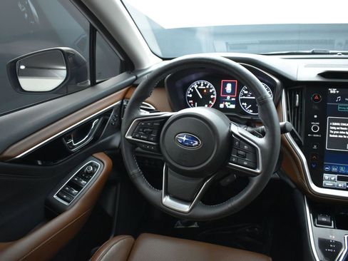 Used 2023 Subaru Outback Touring image 18