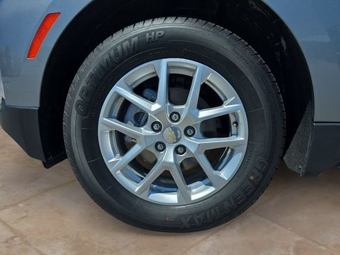 Used 2024 Chevrolet Equinox LT AWD/4WD image 14