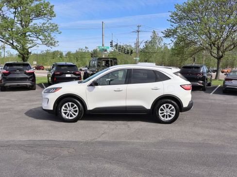 Used 2022 Ford Escape SE w/ Convenience Package AWD/4WD image 4