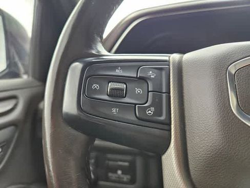 Used 2022 GMC Yukon XL Denali w/ Denali Premium Package image 26