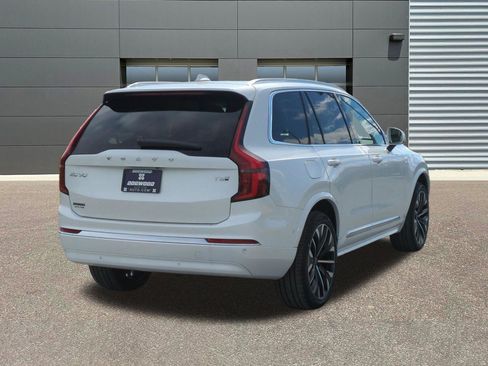 New 2026 Volvo XC90 T8 Ultra w/ Protection Package Premier AWD/4WD image 7