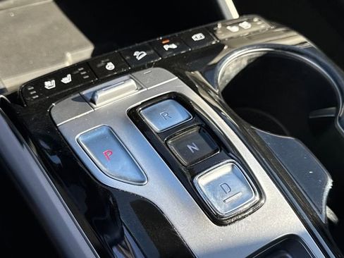 Used 2022 Hyundai Tucson Limited image 14