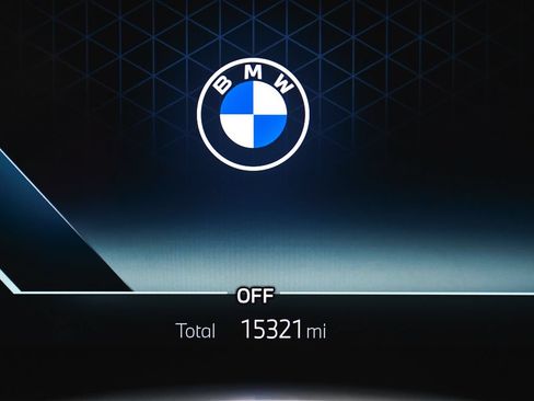 Used 2026 BMW 740i xDrive AWD/4WD image 31
