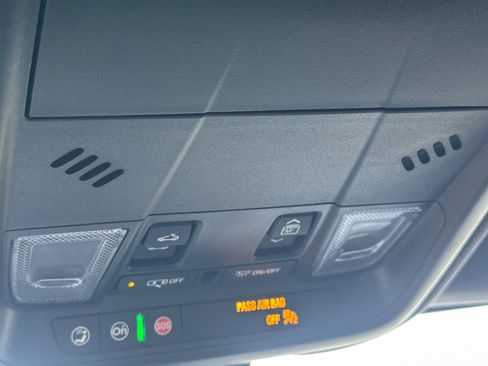 Certified 2024 Chevrolet Equinox RS w/ RS Leather Package image 23